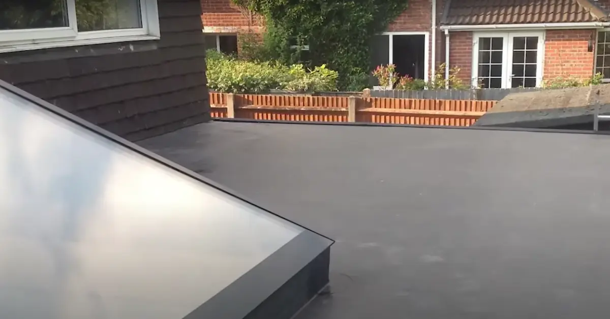 Houston Flat Roof Repair | Commercial Flat Roofing Solutions